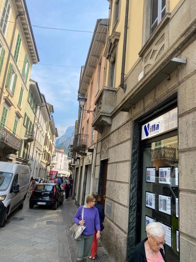 Love Loft Casa Vacanza Lecco Exterior photo