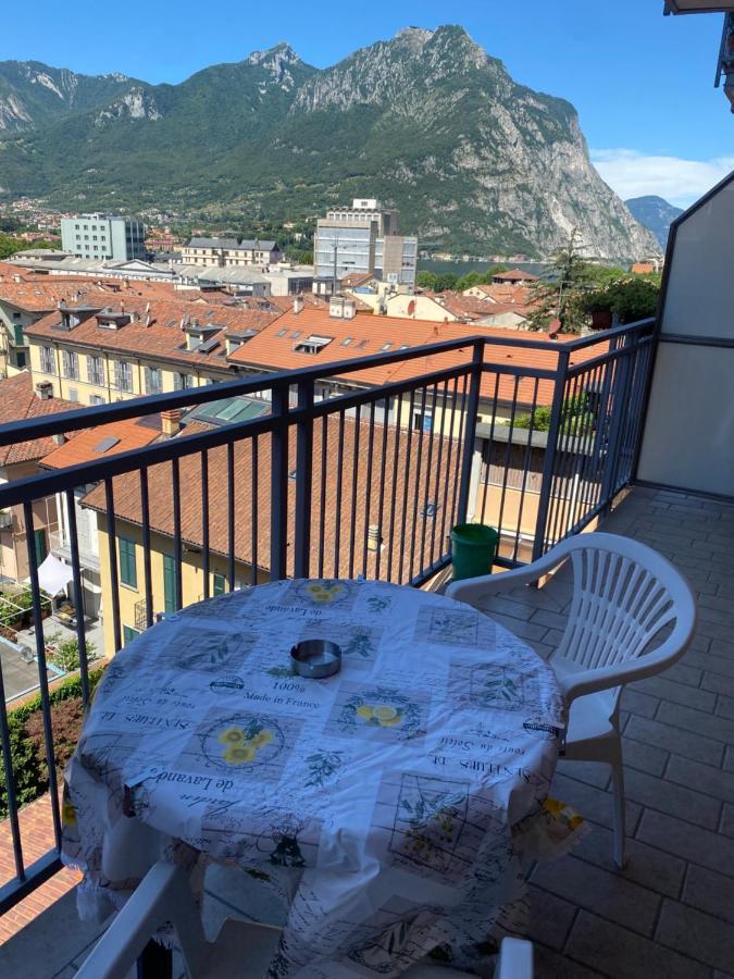 Love Loft Casa Vacanza Lecco Exterior photo