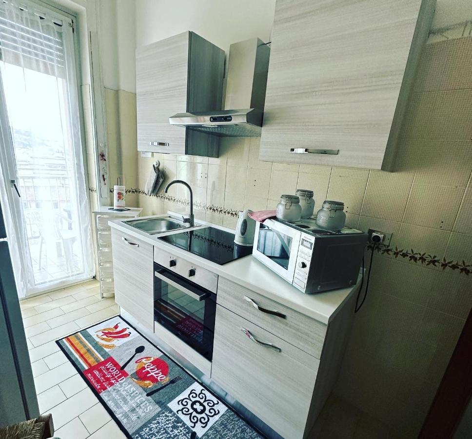 Love Loft Casa Vacanza Lecco Exterior photo